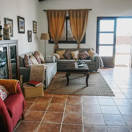 Holiday home Fantastica Casa Con Piscina Carmona Sevilla *